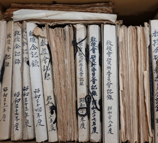 医療技術の発達と医療職教育の歴史に関する研究
